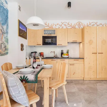 Apartament Z Goralka Giewont View By Renters Prestige Apartment Zakopane